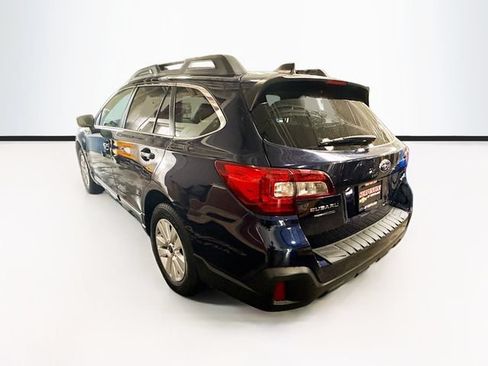 Used 2018 Subaru Outback 2.5i Premium AWD/4WD image 8