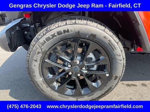 Certified 2025 Jeep Wrangler Unlimited Sahara w/ Safety Group AWD/4WD image 13