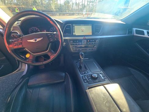 Used 2017 Genesis G80 3.8 w/ Option Group 03 image 11