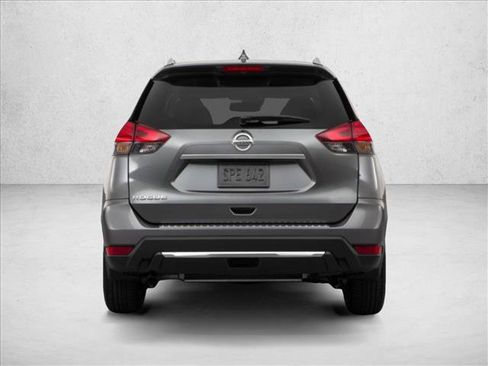 Used 2017 Nissan Rogue SV w/ SV Premium Package image 9