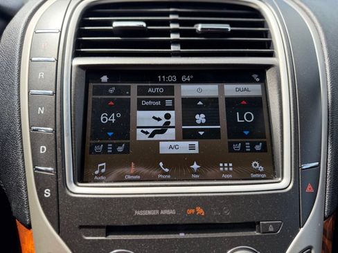 Used 2017 Lincoln MKX Reserve w/ Lincoln MKX Climate Package AWD/4WD image 30