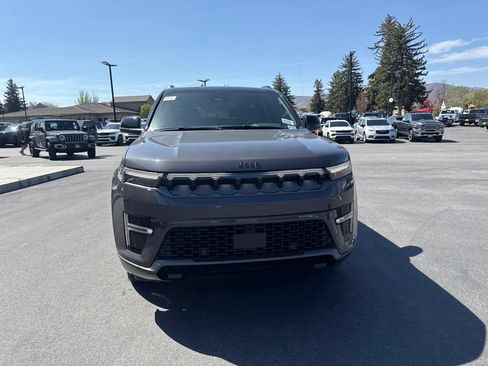 New 2026 Jeep Grand Wagoneer 4WD image 2