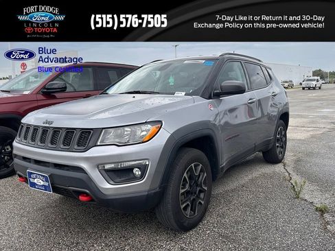 Used 2020 Jeep Compass Trailhawk AWD/4WD image 1