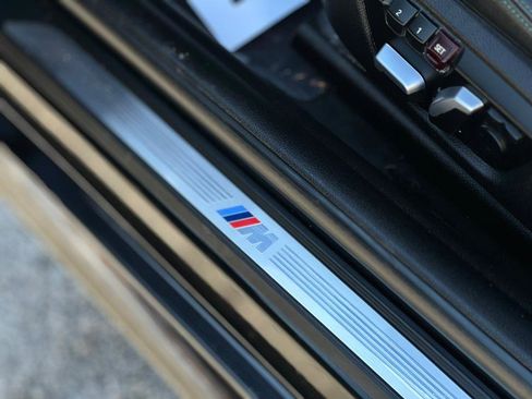 Used 2018 BMW M2 image 32