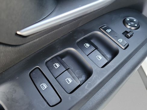 Used 2023 Hyundai Santa Cruz SE FWD image 13