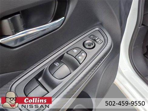 New 2025 Nissan Versa SV w/ Trunk Package image 15