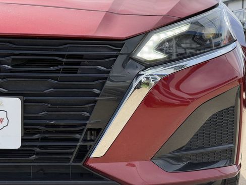 Used 2025 Nissan Altima 2.5 SV image 8