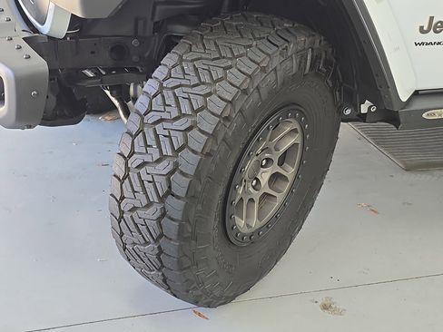 Used 2023 Jeep Wrangler Unlimited Rubicon 392 w/ Xtreme Recon 35" Tire Package image 31