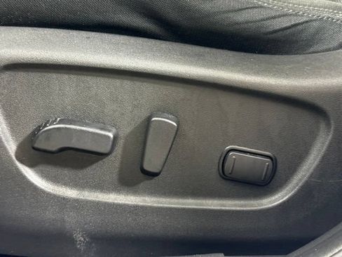 Used 2017 Nissan Rogue Sport SV AWD/4WD image 13