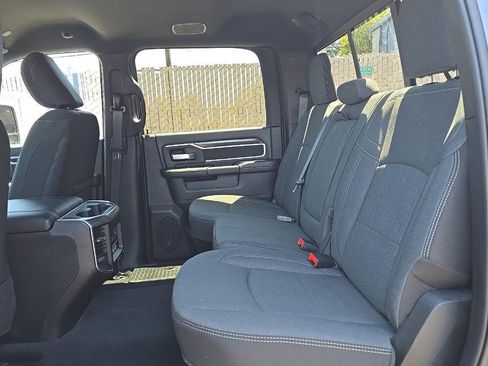 Used 2024 RAM 2500 Big Horn w/ Night Edition AWD/4WD image 10