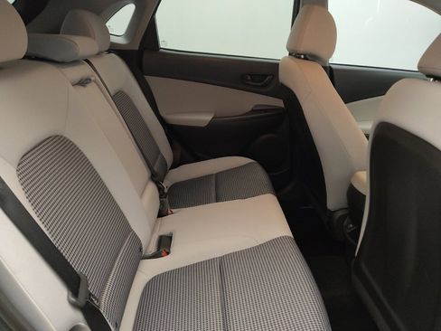 Used 2023 Hyundai Kona SE FWD image 19