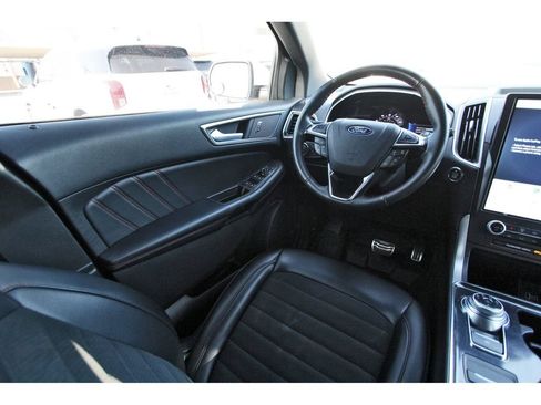 Used 2021 Ford Edge ST-Line FWD image 11