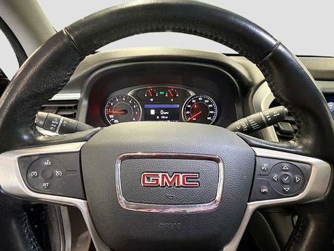 Used 2020 GMC Acadia SLT w/ Trailering Package image 11