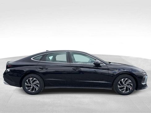 New 2026 Hyundai Sonata Blue image 5