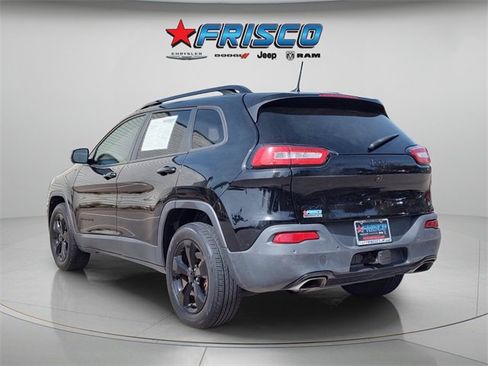 Certified 2018 Jeep Cherokee Limited w/ Technology Group image 5
