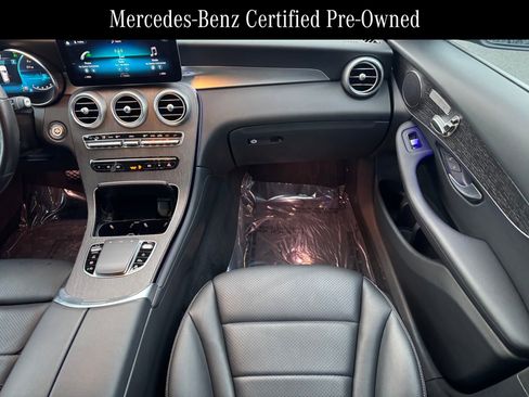 Certified 2022 Mercedes-Benz GLC 300 4MATIC image 17