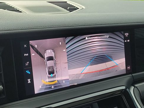Certified 2024 Porsche Panamera 4 AWD/4WD image 30
