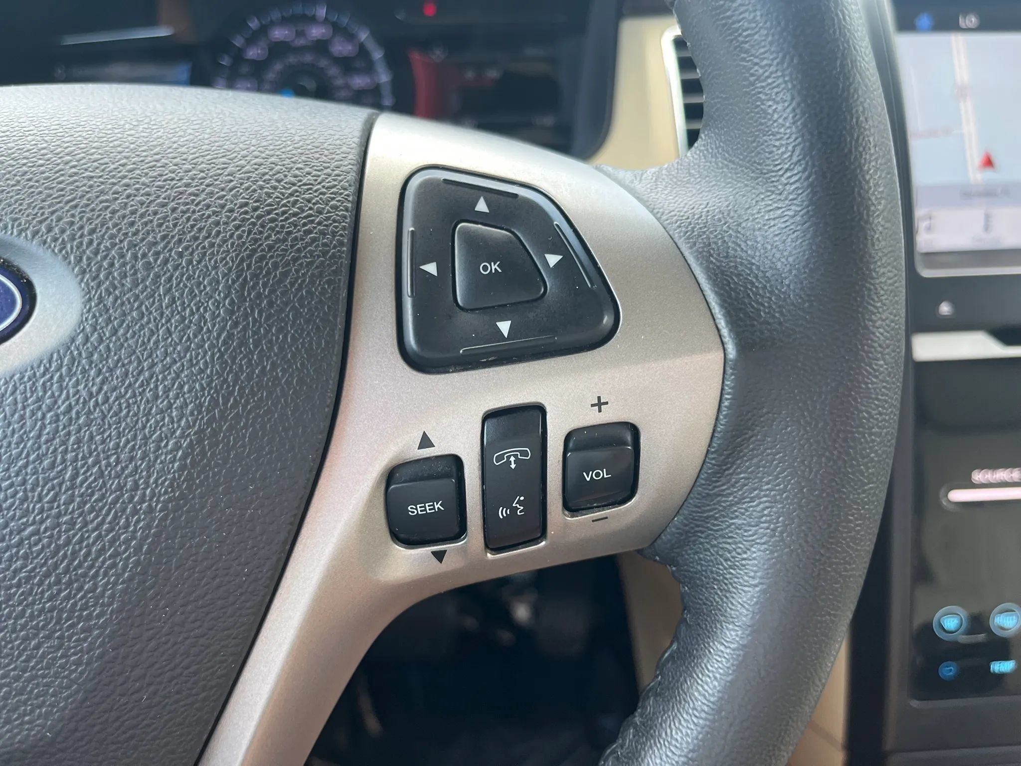 Used 2019 Ford Flex Limited w/ Equipment Group 301A FWD image 19
