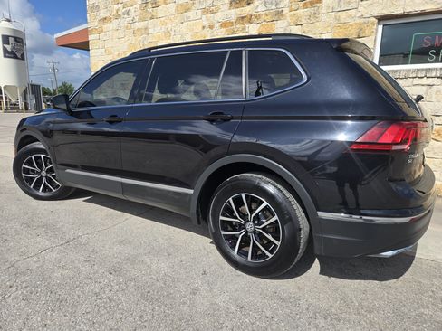 Used 2021 Volkswagen Tiguan S AWD/4WD image 3