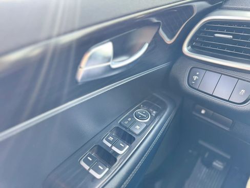 Used 2019 Kia Sorento L image 39