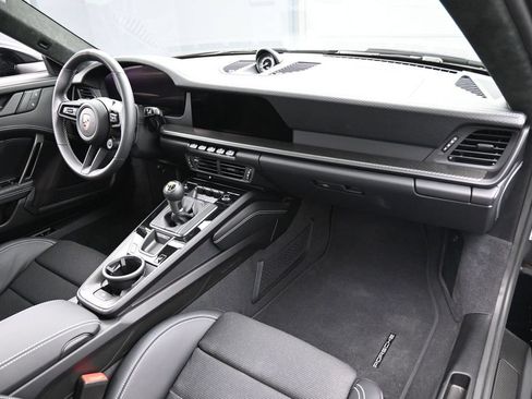 Certified 2026 Porsche 911 GT3 RWD image 31