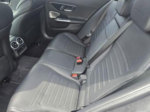 Used 2023 Mercedes-Benz C 300 Sedan image 11