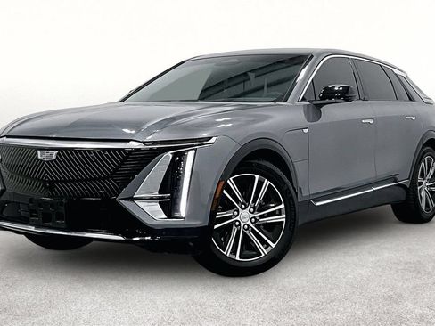 Used 2023 Cadillac Lyriq 2WD image 12