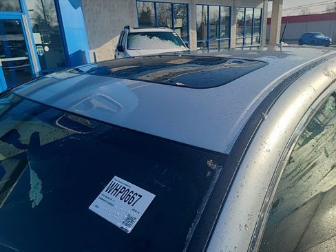 Used 2016 Honda CR-V EX image 17