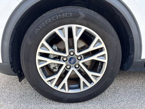 Used 2021 Ford Escape SEL FWD image 10