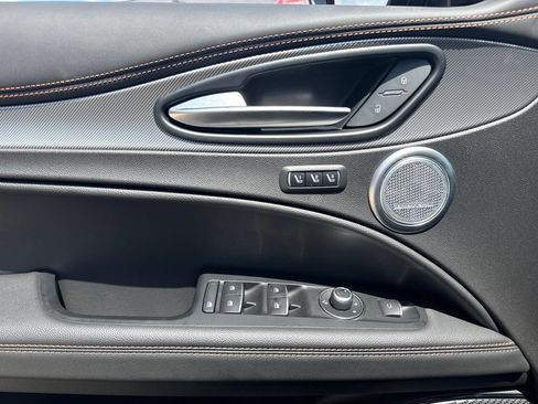 New 2025 Alfa Romeo Stelvio Sprint AWD/4WD image 29