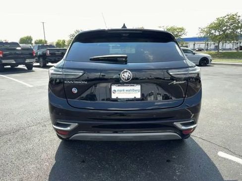 Used 2022 Buick Envision Avenir w/ Technology Package II FWD image 7
