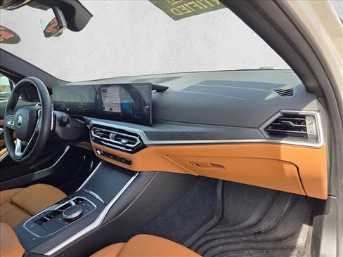 Used 2023 BMW 330i Sedan w/ Premium Package image 21