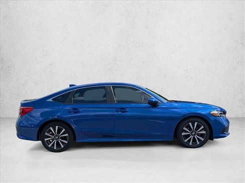 Used 2022 Honda Civic EX image 4