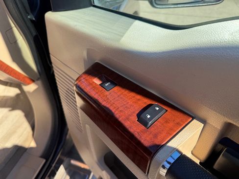 Used 2014 Ford F250 King Ranch image 30