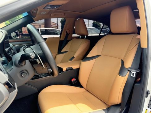 Used 2022 Lexus ES 250 w/ Premium Package AWD/4WD image 15