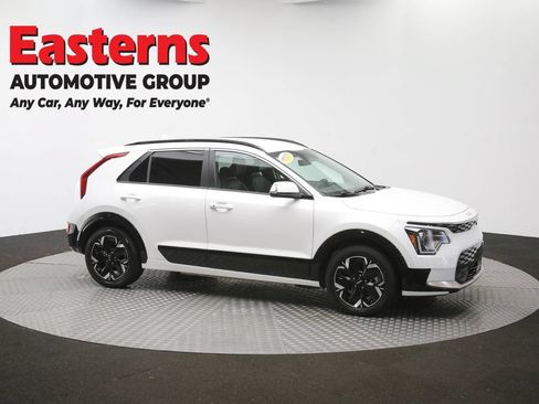 Used 2023 Kia Niro Wind w/ Wind Preserve Package FWD image 47