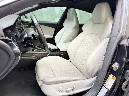 Used 2014 Audi RS 7 Prestige image 21