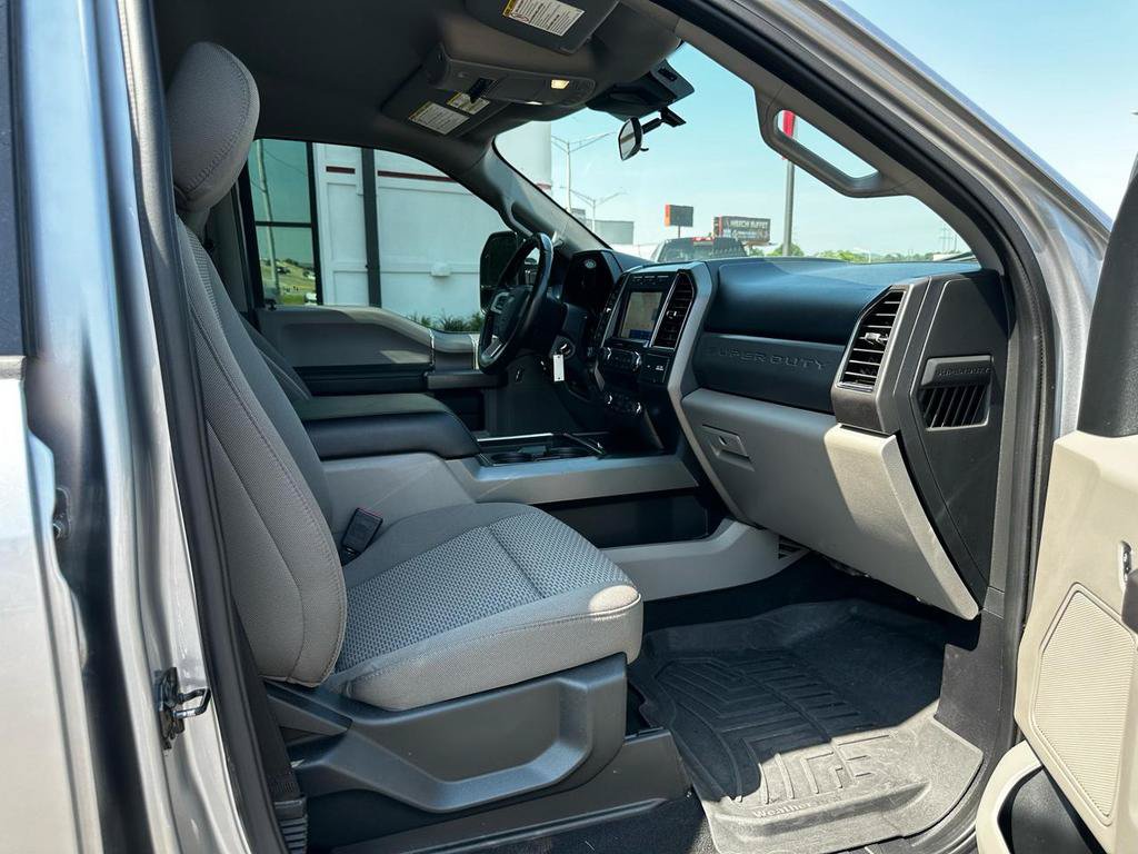 Used 2020 Ford F250 XLT w/ XLT Premium Package AWD/4WD image 16