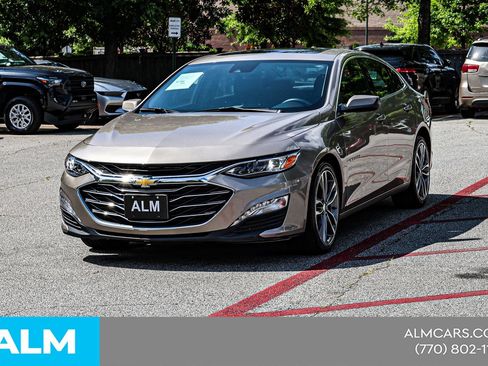 Used 2024 Chevrolet Malibu LT FWD image 3