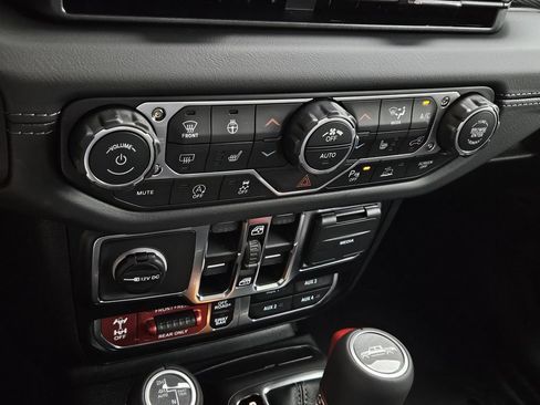 New 2026 Jeep Gladiator Rubicon AWD/4WD image 18