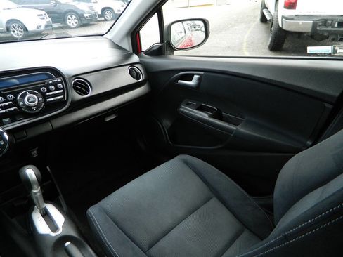 Used 2012 Honda Insight LX image 17