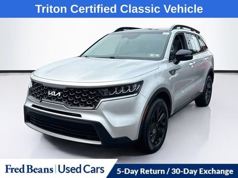 Used 2022 Kia Sorento S w/ Panoramic Sunroof Package AWD/4WD image 3