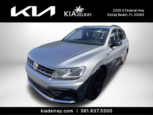 Used 2019 Volkswagen Tiguan SEL Premium R-Line image 4