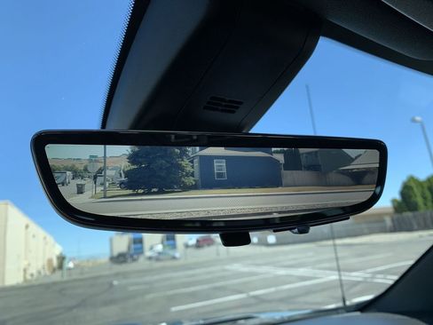 Used 2021 Chevrolet Silverado 1500 High Country w/ Technology Package image 30