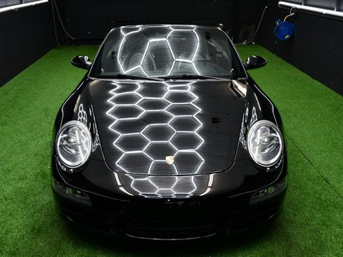 Used 2006 Porsche 911 Carrera S image 7