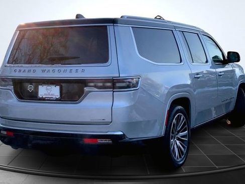 Used 2024 Jeep Grand Wagoneer L Series III image 11