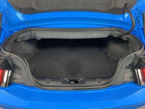 Used 2025 Ford Mustang GT Premium image 13