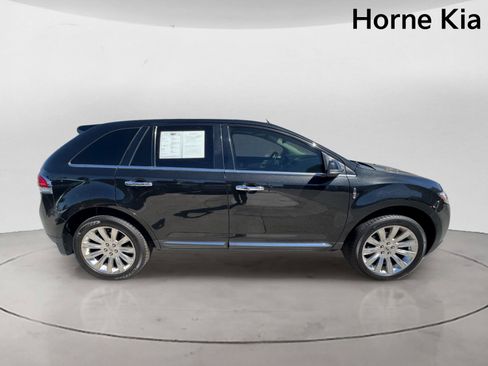 Used 2013 Lincoln MKX AWD image 3