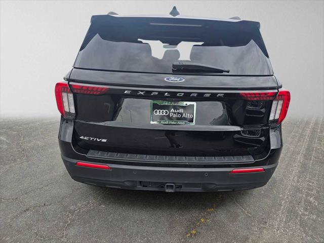 Used 2025 Ford Explorer Active RWD image 4