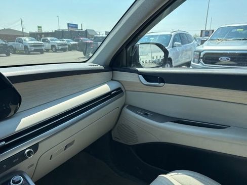 Used 2024 Hyundai Palisade Limited image 30